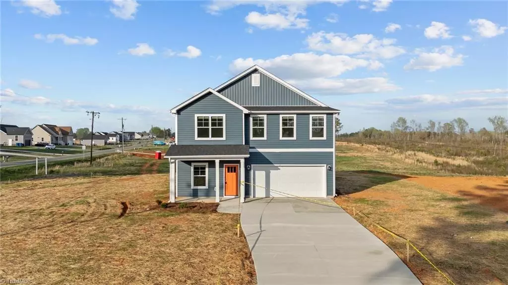 2995 Faucette LN, Burlington, NC 27217