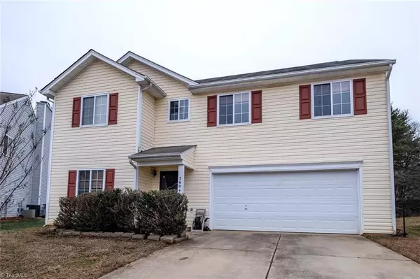 5604 Townsend Farm CT, Browns Summit, NC 27214