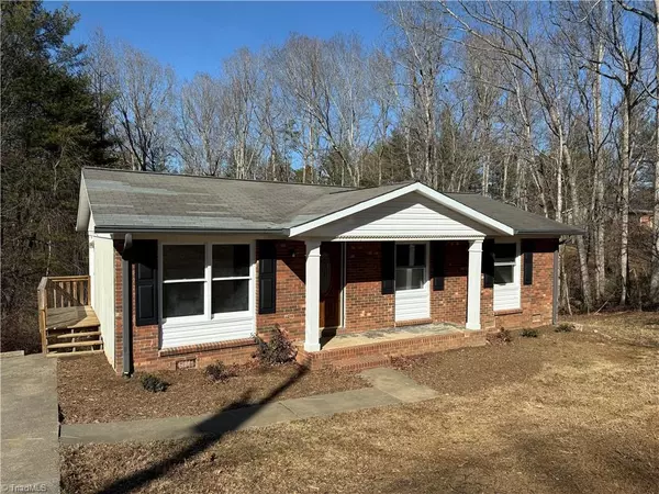 548 Brown Berry RD, North Wilkesboro, NC 28659