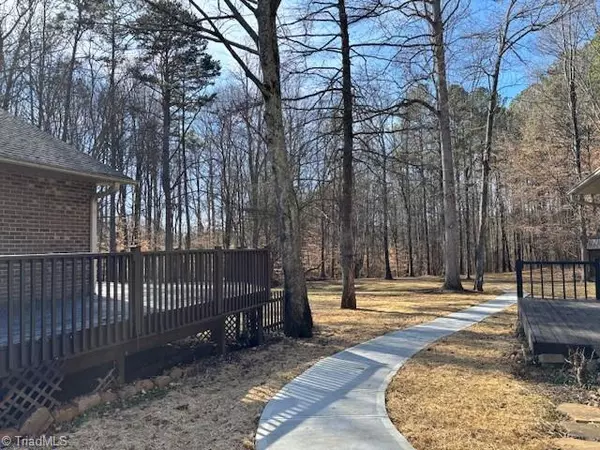 Mocksville, NC 27028,269 Farmland RD