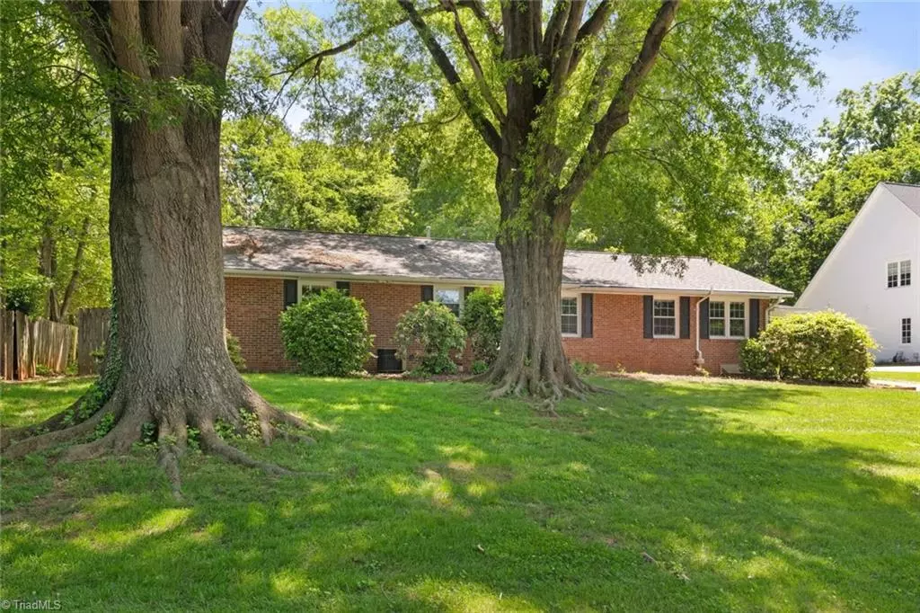 Winston-salem, NC 27106,862 Kenwick DR