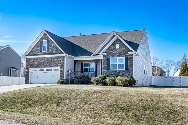 Stokesdale, NC 27357,8003 Helison CT