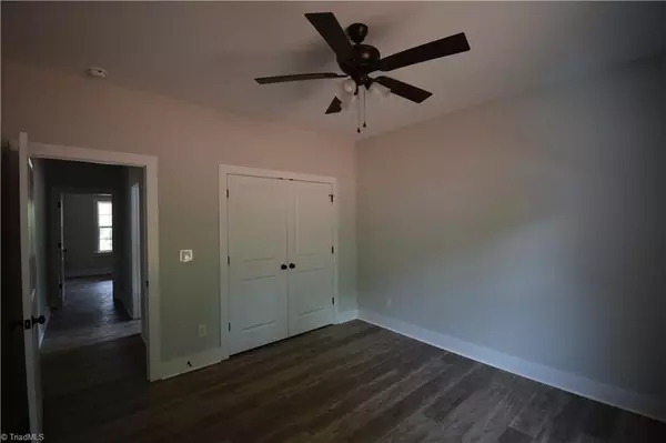 Pfafftown, NC 27024,7253 Yadkinville RD