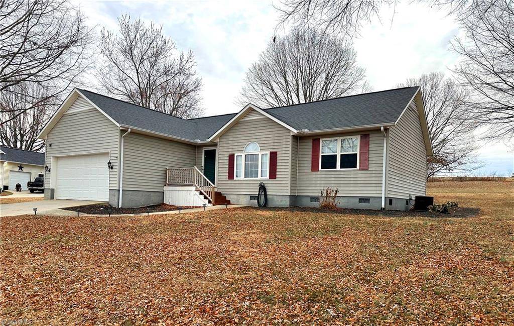 Lexington, NC 27292,103 Buckstone CT