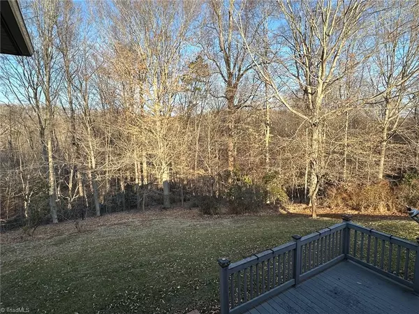 Elkin, NC 28621,154 E Manor Ridge RD