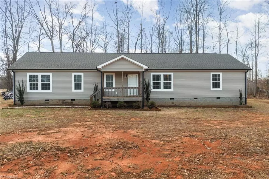 5724 Walters LN, Burlington, NC 27217