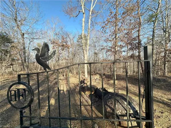 2117 Slate Mine RD Denton, NC 27239