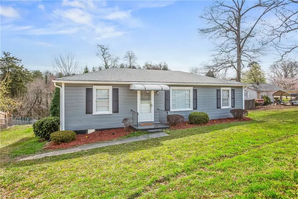 Thomasville, NC 27360,272 Sunset DR