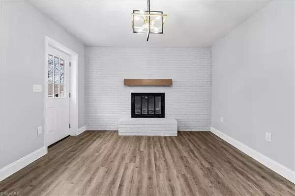 Pleasant Garden, NC 27313,520 Holyoke RD