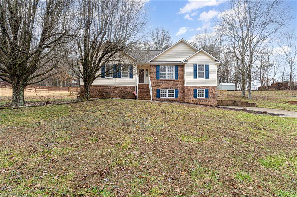 Lexington, NC 27295,404 Union Pointe LN