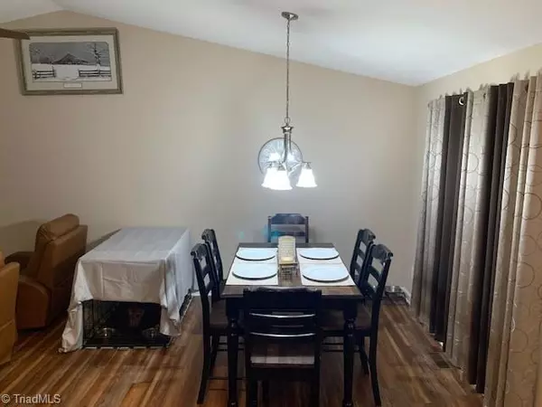 Stoneville, NC 27048,125 Lemons ST