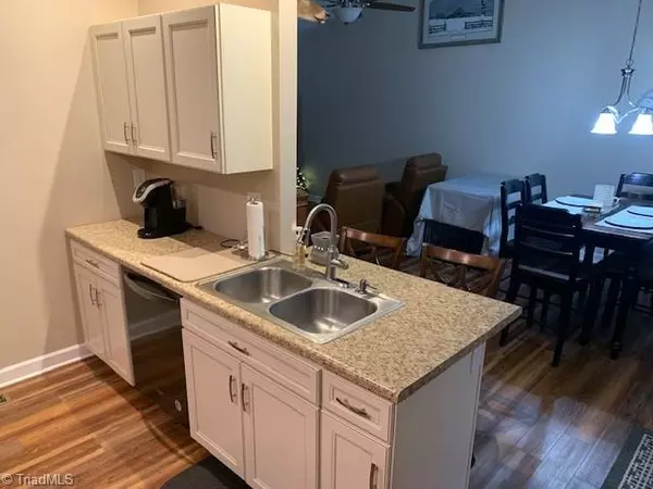 Stoneville, NC 27048,125 Lemons ST