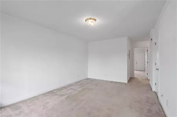 Walnut Cove, NC 27052,222 Summit CT #2