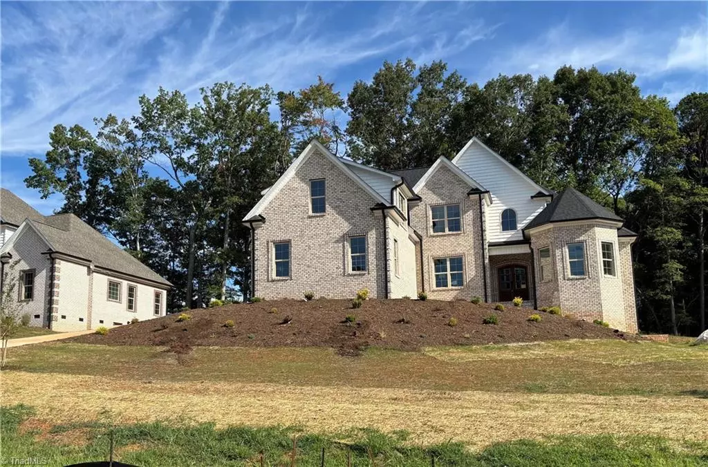 Winston-salem, NC 27106,5477 Meadowlark CT