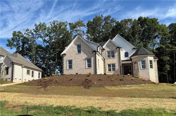5477 Meadowlark CT, Winston-salem, NC 27106
