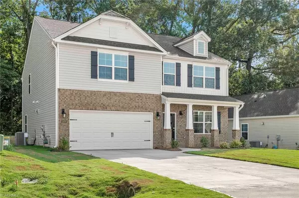 2570 Summersby DR, Mebane, NC 27302