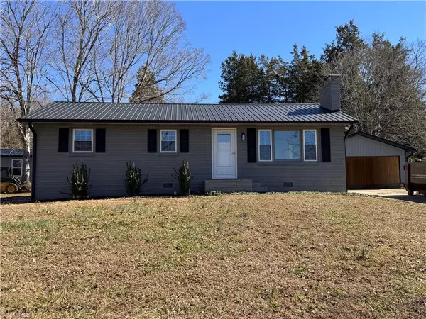 2082 Hedrick Mill RD, Lexington, NC 27292