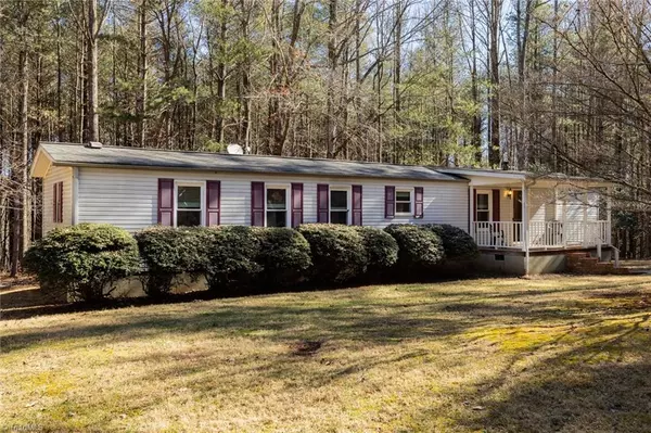 Hays, NC 28635,919 Maple Grove Church RD