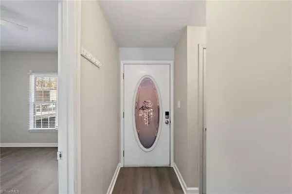 Pilot Mountain, NC 27041,226 Lola LN #202
