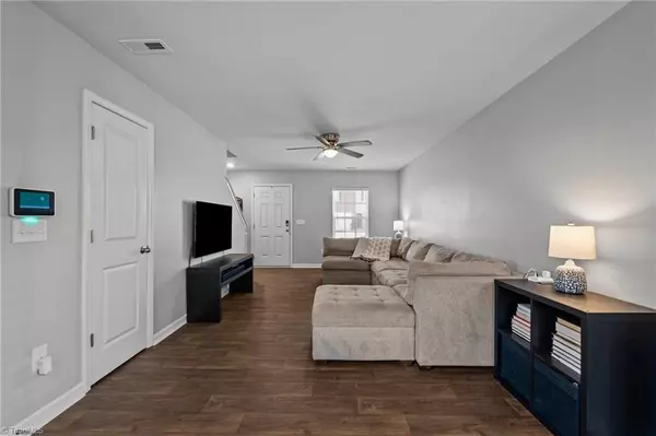 Greensboro, NC 27405,5005 Black Forest DR