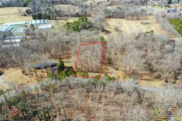 2732 Lockwood DR, Winston-salem, NC 27103