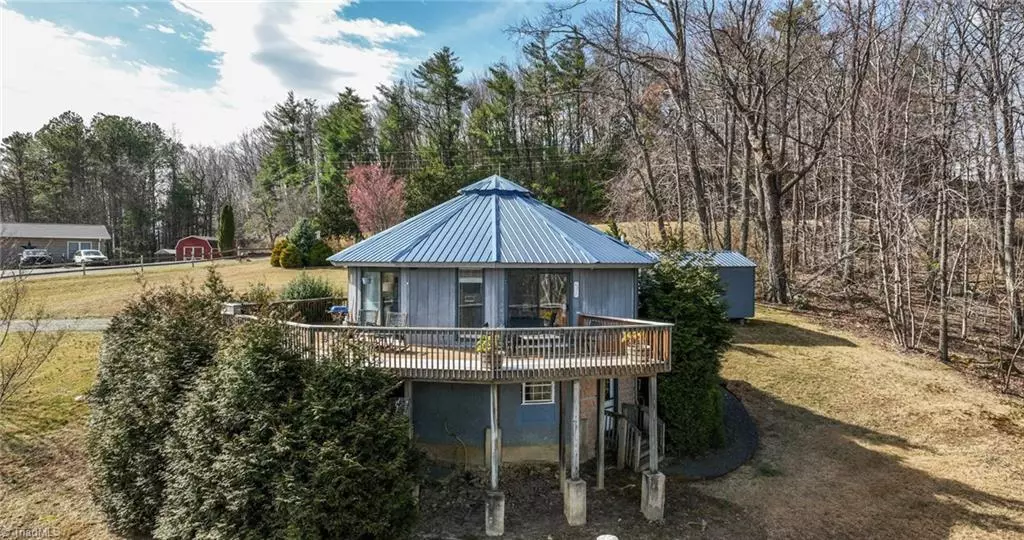 Millers Creek, NC 28651,127 Grindstone LN