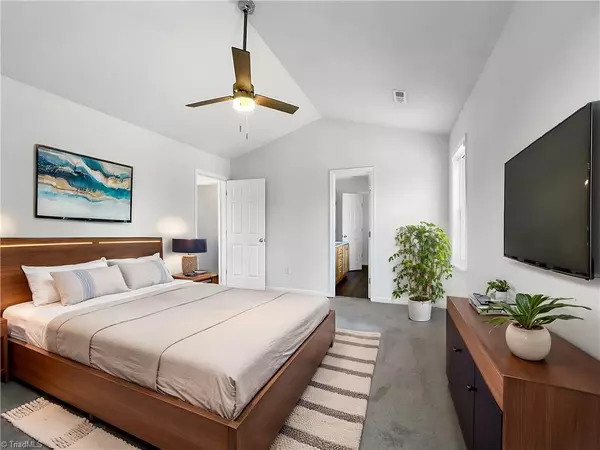 Summerfield, NC 27358,6538 Lake Brandt RD