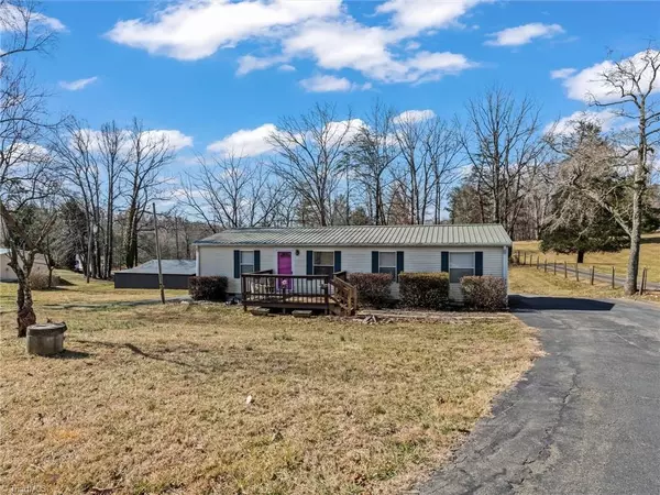 Mount Airy, NC 27030,889 N Franklin RD