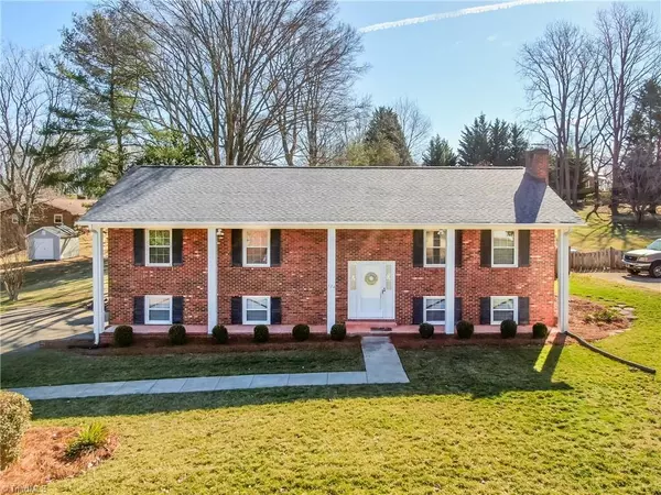Kernersville, NC 27284,124 Kingston AVE