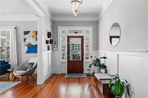 Winston-salem, NC 27101,111 N Poplar ST