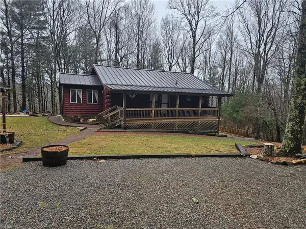 Meadows Of Dan, VA 24120,190 Pine LN