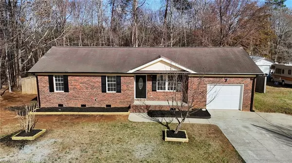 Ramseur, NC 27316,201 Holly Hill ST