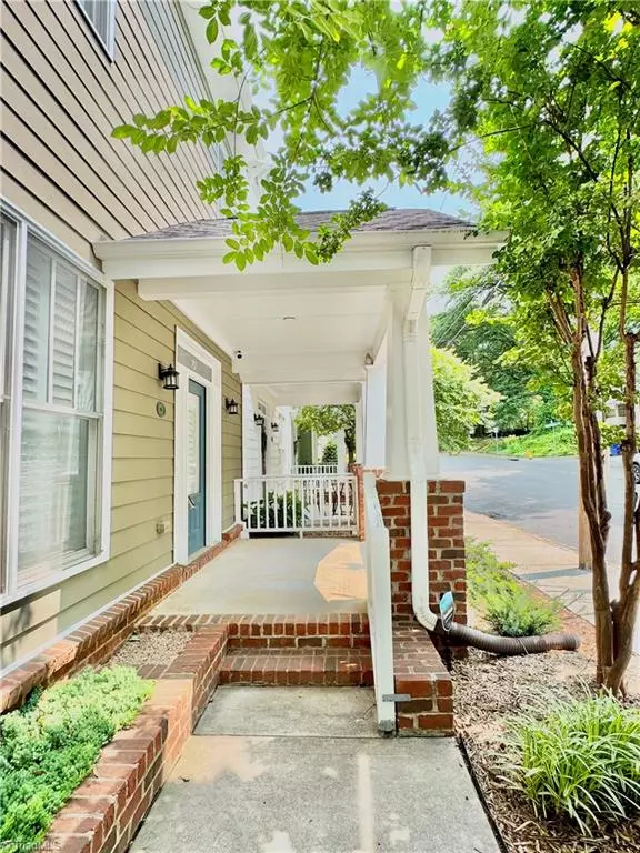 Winston-salem, NC 27101,787 S Poplar ST