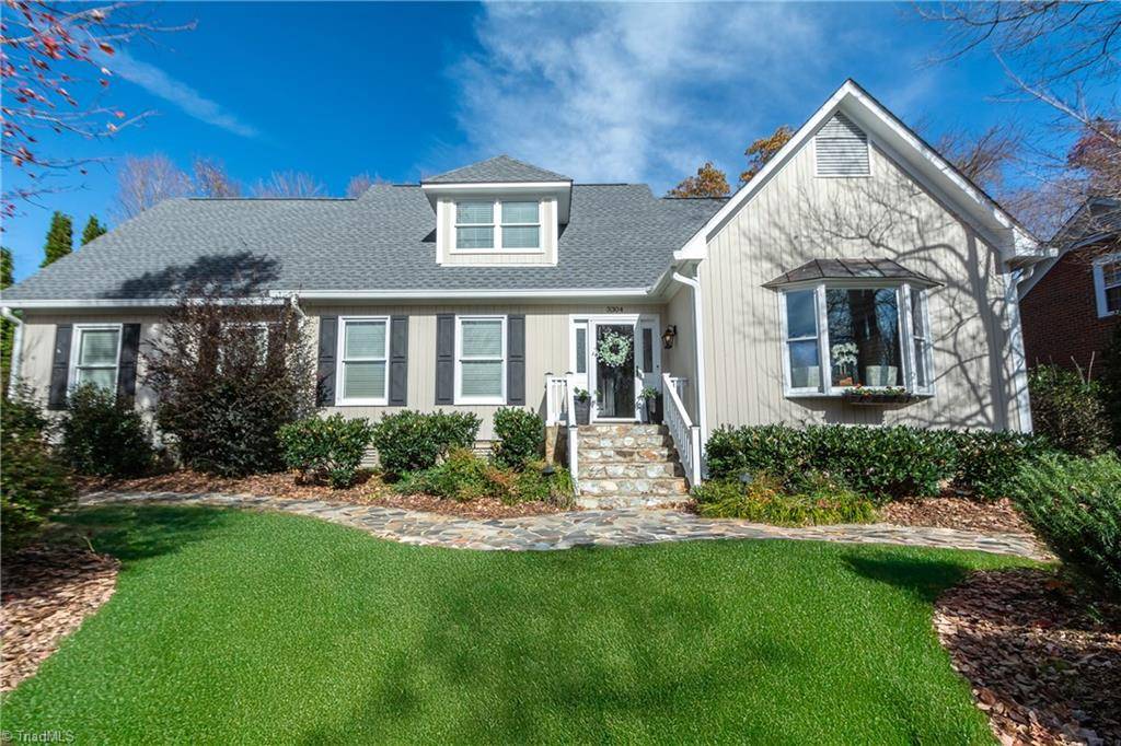 3304 Wedgewood PL, Greensboro, NC 27403