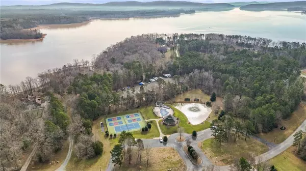 Lexington, NC 27292,281 Spinnaker CT