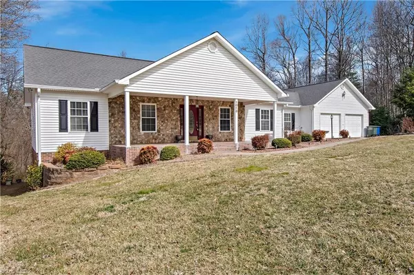 Wilkesboro, NC 28697,1010 Woodland BLVD
