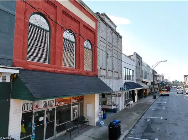 Mount Airy, NC 27030,244 Main ST