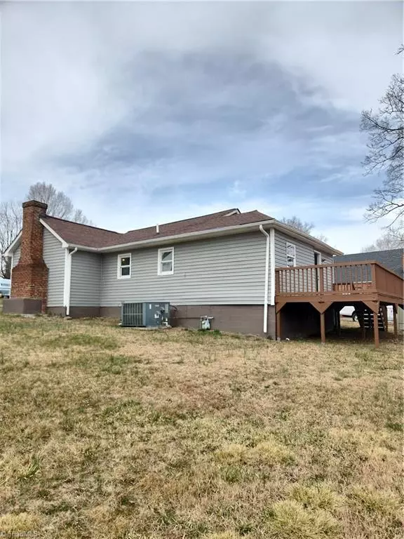 Eden, NC 27288,422 Thomas ST