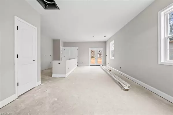 High Point, NC 27260,1008 Grace ST