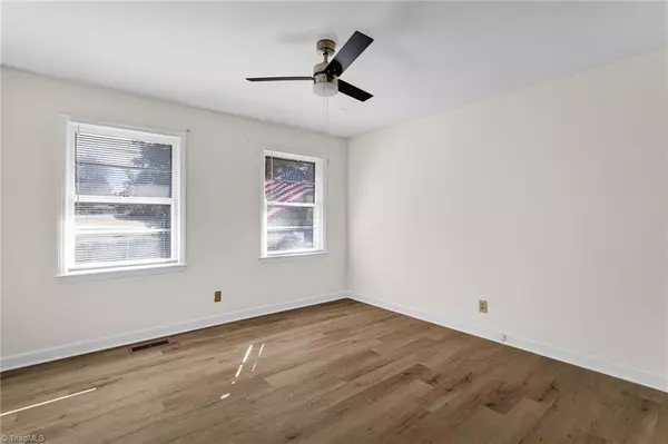 Pfafftown, NC 27040,1901 River Dale RD