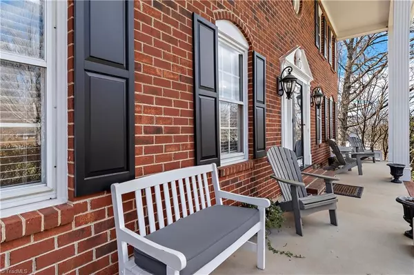 Clemmons, NC 27012,8204 Rivermont DR