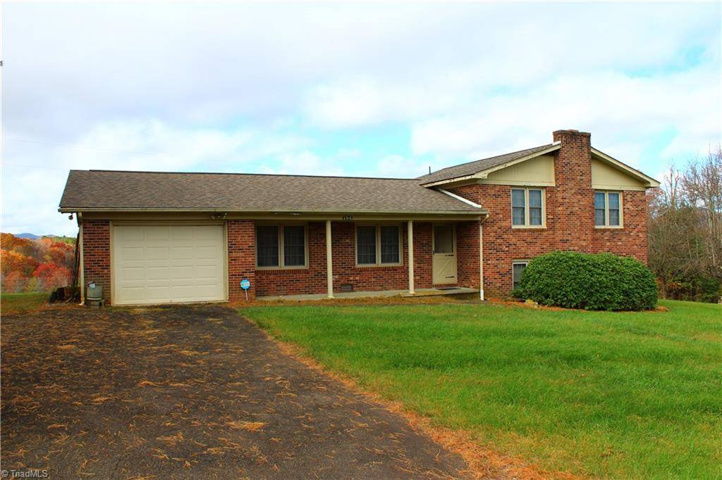 184 Deer Haven RD, Sparta, NC 28675