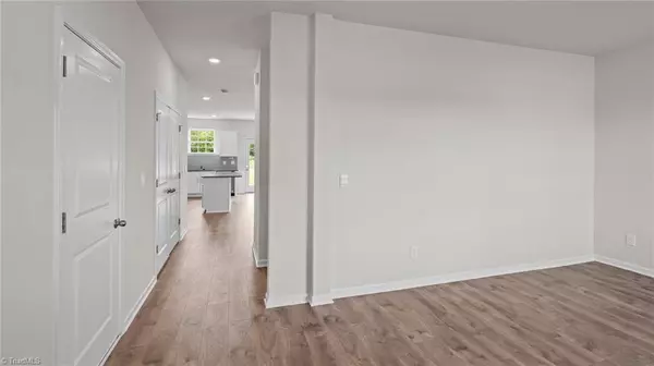 Trinity, NC 27370,3807 Colt CT