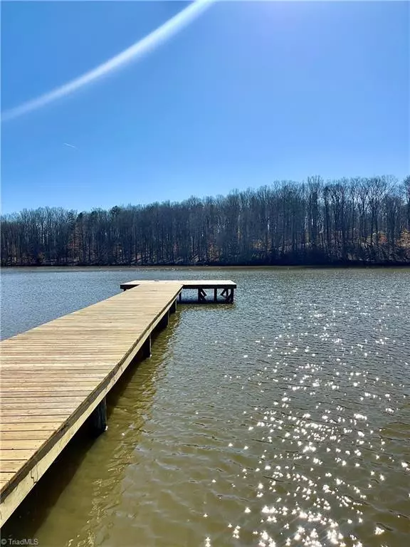 Winston-salem, NC 27106,2647 Clear Lake CT