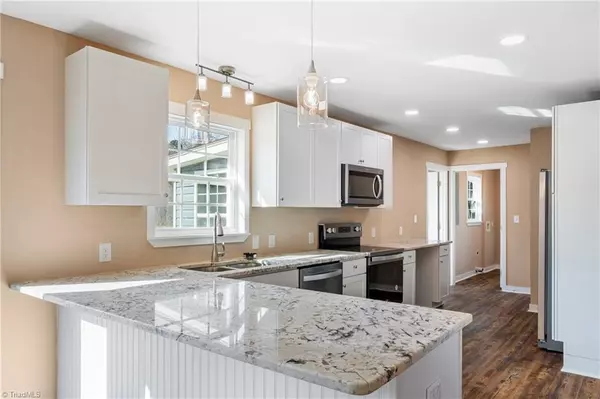 Thomasville, NC 27360,179 Stephens LN