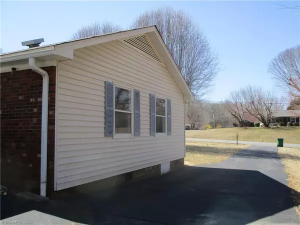 King, NC 27021,117 Timmys LN