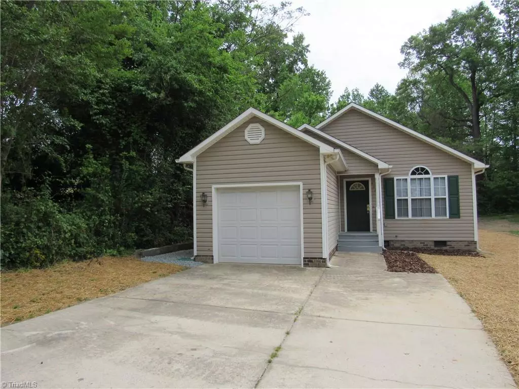 High Point, NC 27262,412 Shady LN