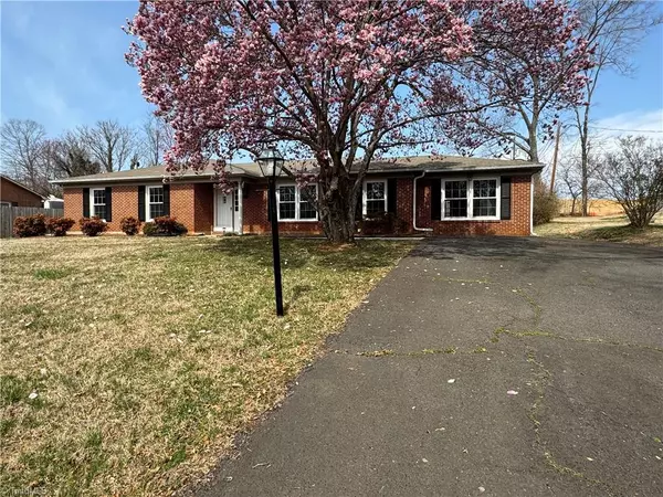 King, NC 27021,217 Logan CT