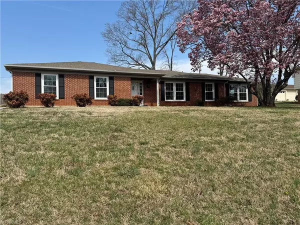 King, NC 27021,217 Logan CT