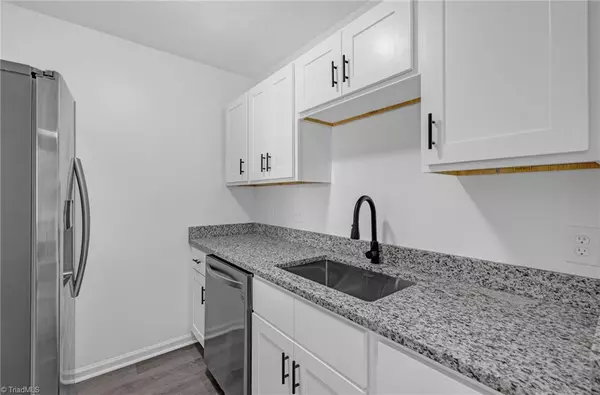 Greensboro, NC 27406,504 Mystic DR #C